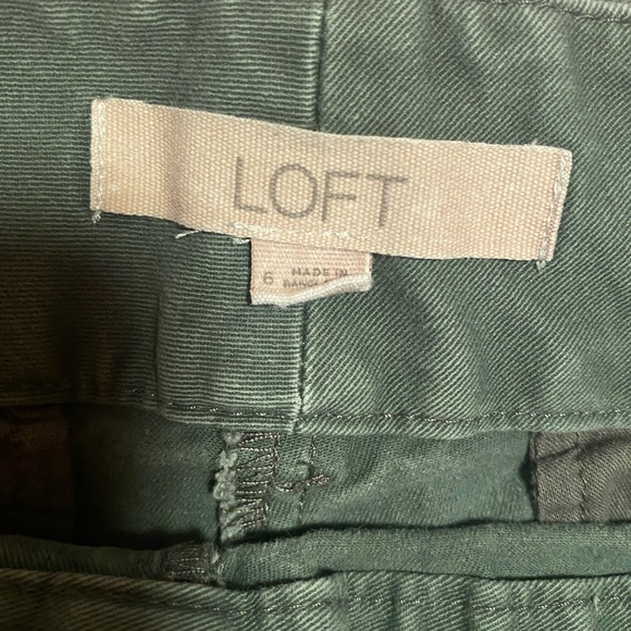 Bundle of 3 Ann Taylor Shorts- Black, Pink, Olive - Picture 5 of 5